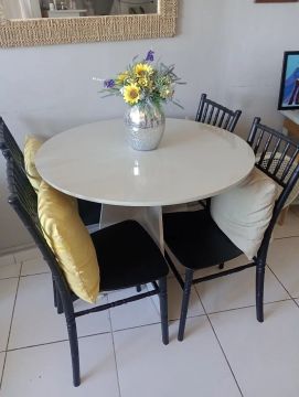 Mesa de Jantar 4 Cadeiras