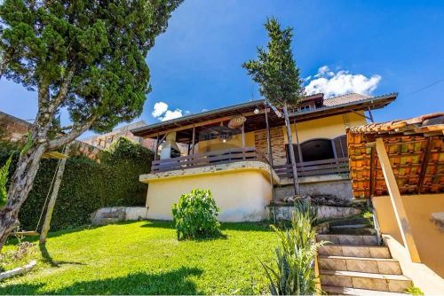 Casa com vista para o Parque Passaúna