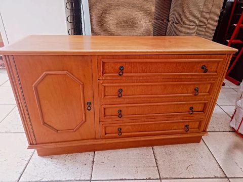 Cômoda em Madeira Maciça