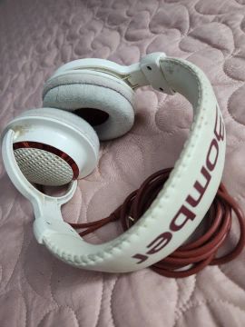 Fone de ouvido headphone Bomber
