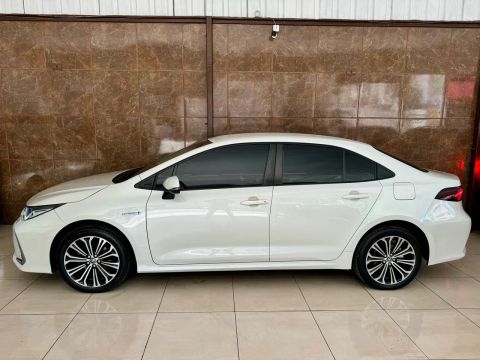 TOYOTA COROLLA ALTIS HYBRID 1.8 2020