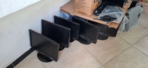 Monitores Samsung / Positivo usados