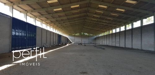 GALPÃO COM 3.000M2 PARA LOCAÇÃO - RIO BONITO (PIRABEIRABA) - JOINVILLE/SC