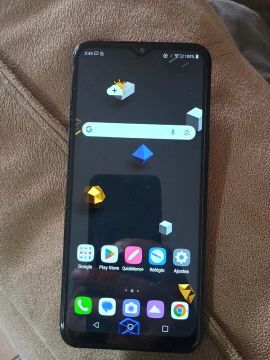 Vendo celular LG 32 gigas tela grande top 