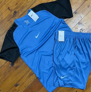 Conjunto Nike - Camiseta e Shorts Azul