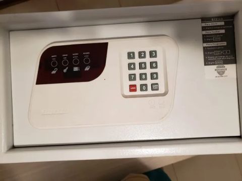 Cofre Eletrônico Defender Office com Combinação 