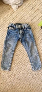 Calça jeans infantil diesel 2 anos