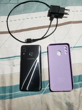 Samsung Galaxy A30 leia a descrição 