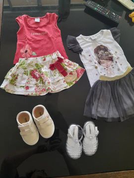 Conjuntinhos de bebê tam 1 e sapatinhos