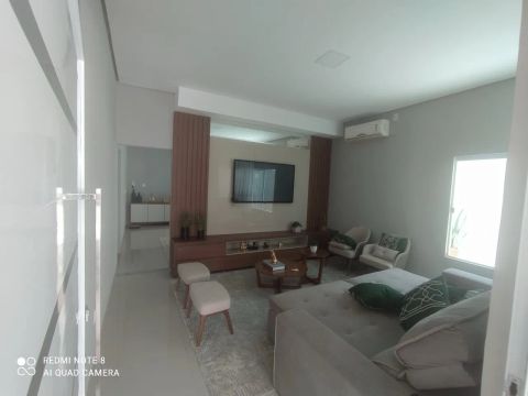 Vende-se Casa Alto Padrão - Setor Santa Fé 2, Taquaralto