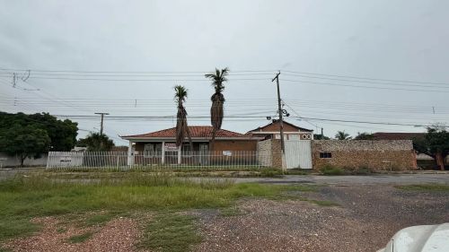 Casa de esquina Bairro Boa Esperança 
