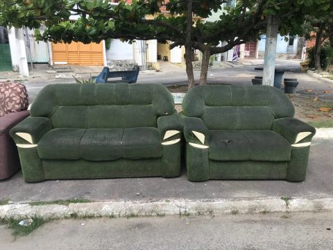 Conjunto de Sofás 3 e 2 lugares