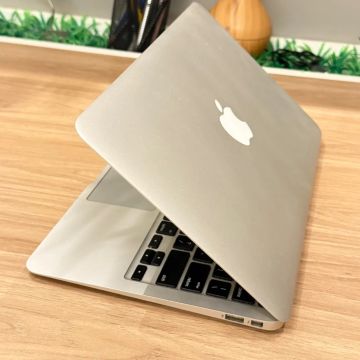 Apple MacBook Air 11-inch (Mid 2012) - Review 2012 - PCMag UK