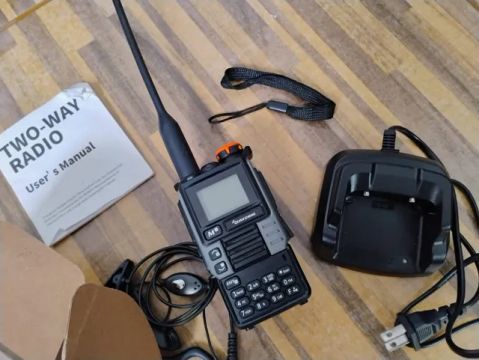 Radio walkie talkie Ht Dual Band Vhf/uhf Am/fm Aviação Quansheng Uvk5
