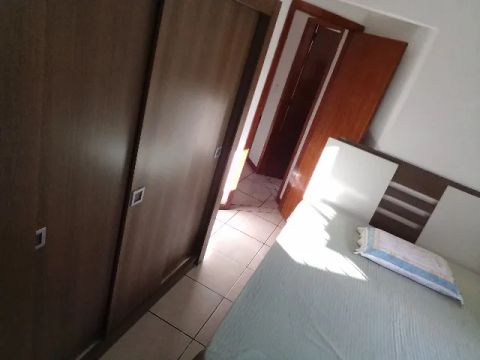 Aluguel de temporada apartamento de 2 quartos em Meia Praia Itapema SC