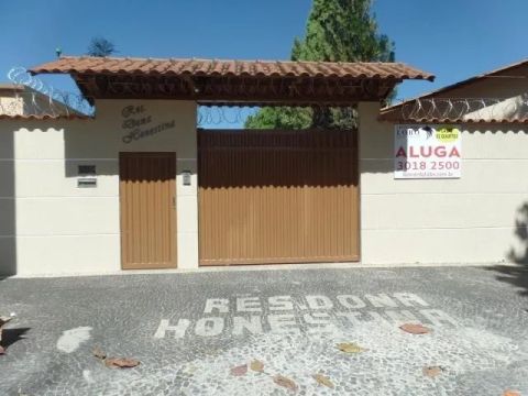Casa em Residencial, 02 Quartos 01 Banheiro - Setor Campinas