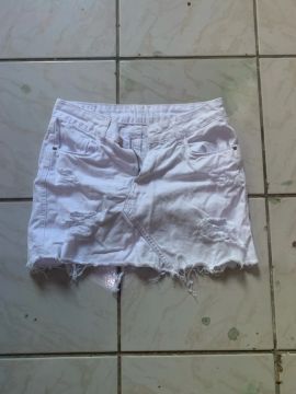 Saia branca