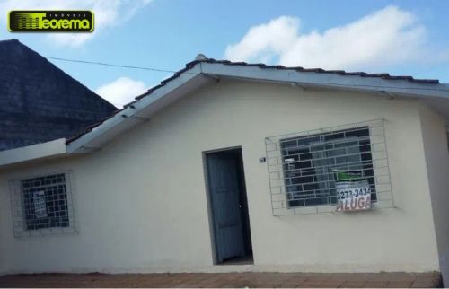 CASA A VENDA, ÓTIMA LOCALIZAÇÃO, EM FRENTE AO CENTRO COMUNITÁRIO J.ALEGRE