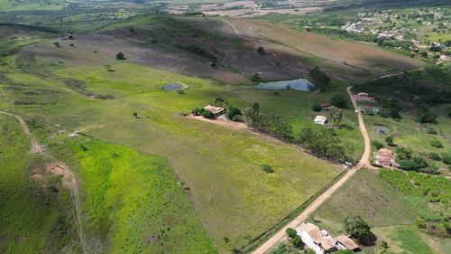 vende se fazenda 170 TAREFAS 10 MIL RICOS ÁGUA ESCRITURADA CD 3 QUARTOS 