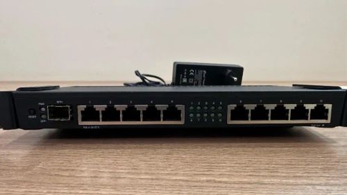 Roteador Routerboard Mikrotik RB 4011 RB4011IGS+RM