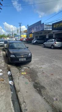 Aluga se ponto comercial na rua do banco Itaú vizinho à loja só motor