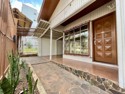 Casa para Locação 3 Quartos, 1 Vaga, 120M², Centro, Chapecó - SC
