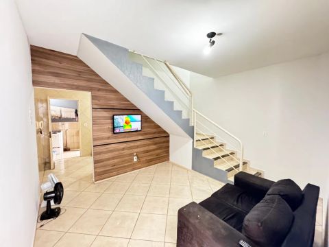 Aluguel Temporada - Casa aconchegante ao lado da ufu Santa Monica 