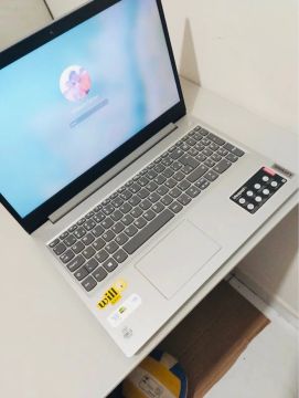 Notebook Lenovo 