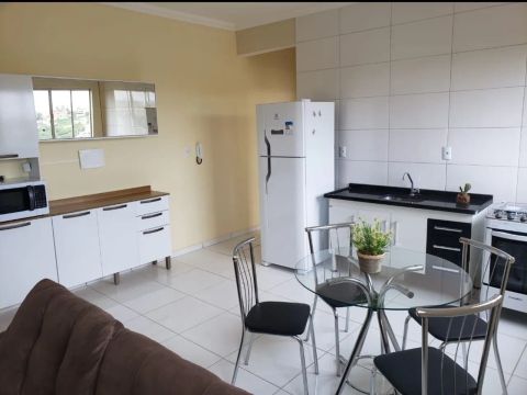 Aluga-se Apartamento Mobiliado em Conselheiro Lafaiete-MG