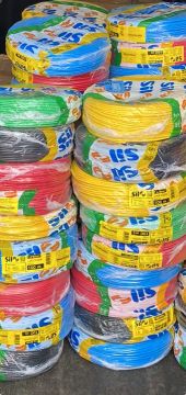 Fios Flexíveis 4,0mm e 2,5mm 100 Metros - Novo