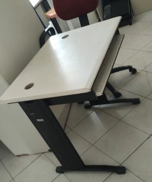 Mesa de Escritório - R$199,90