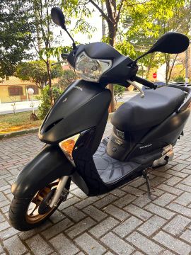 Honda lead 2013