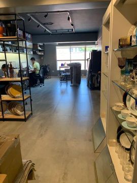 Sala Comercial Pronta para Trabalho