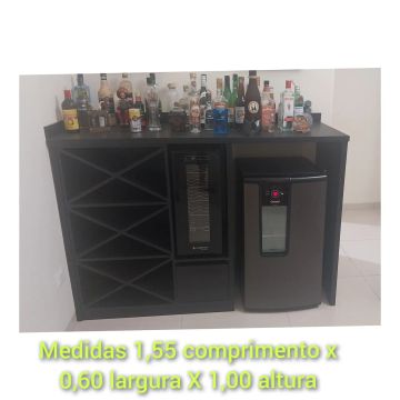 Bar planejado para adega climatizada e cervejeira 
