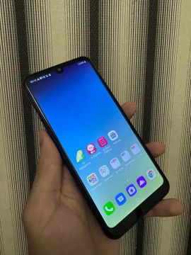 Celular LG K40S
