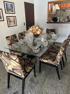 Mesa de Jantar de Vidro com 6 Cadeiras