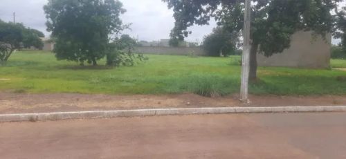 Lote com 300 m² no Residencial Laguna em Luzimangues