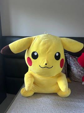 Pelúcia Pikachu Gigante