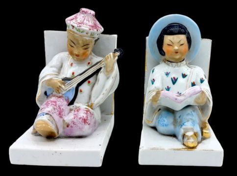 Par de Porta-Livros Chinês