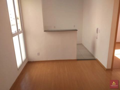 Apartamento para aluguel possui 40 metros quadrados com 2 quartos