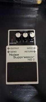 Pedal de Noise Gate Boss NS-2