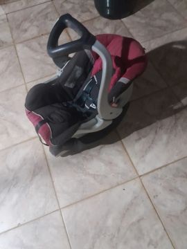 Cadeirinha de bebê para carro