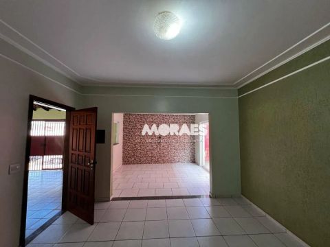 Casa com 2 dormitórios à venda, 240 m² por R$ 400.000 - Vila Industrial - Bauru/SP