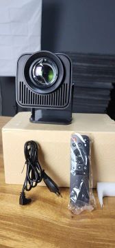 Mini Projetor Magicubic HY320