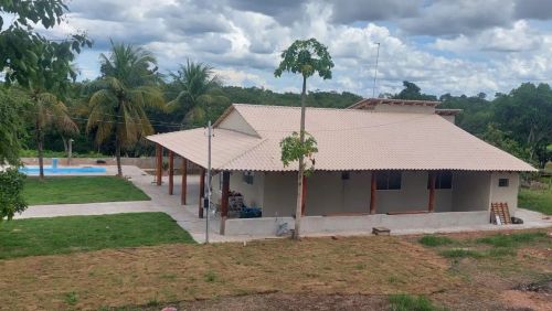 Imóvel para venda tem 1207000 metros quadrados com 3 quartos em Centro - Cuiabá - MT