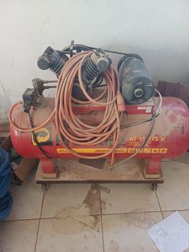Compressor pressure trifasico