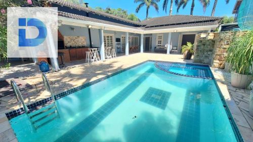 Casa em condomínio à venda na Praia de Pernambuco - Guarujá