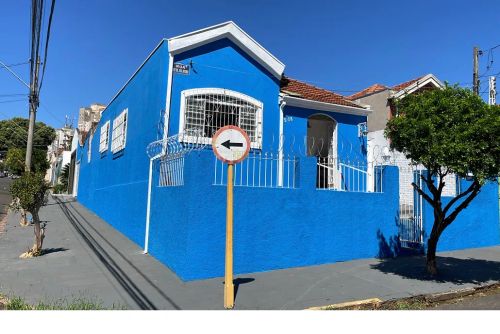 Casa 3 quartos ótima localização 