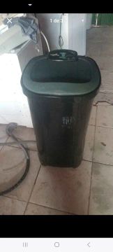 Máquina de Lavar Roupa - Semi-nova