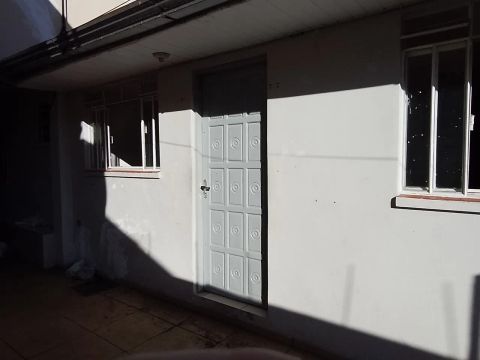 Casa 2 quartos 